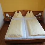 Διαμέρισμα Appartementhaus Maria *